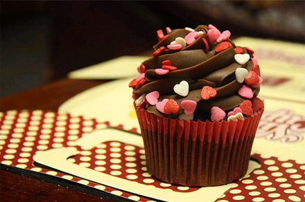 Cupcake com Corações / Imagens Fofas para Tumblr, We Heart it, etc