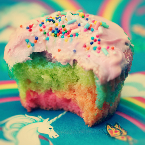 Cupcake Colorido II / Imagens Fofas para Tumblr, We Heart it, etc