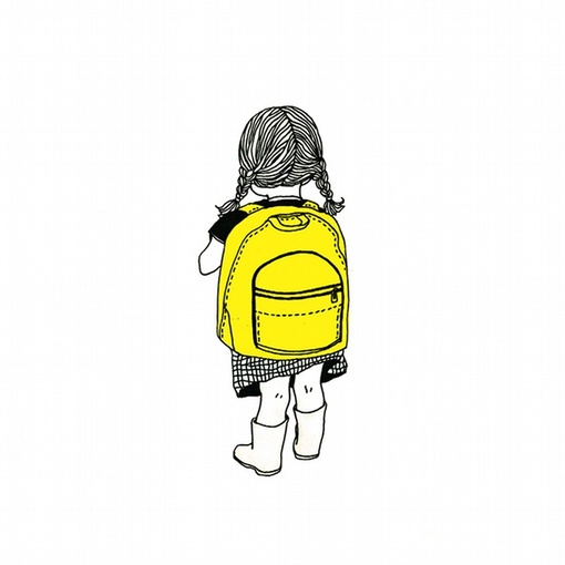 Menina da mochila amarela